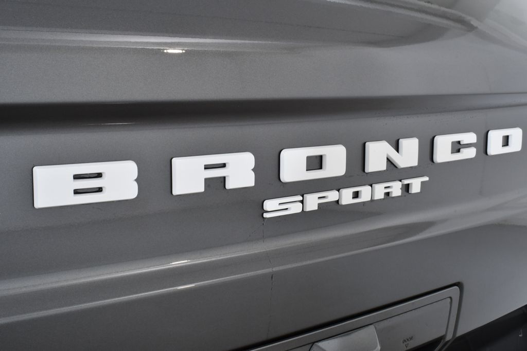 New 2025 Gray Ford Outer Banks image 22