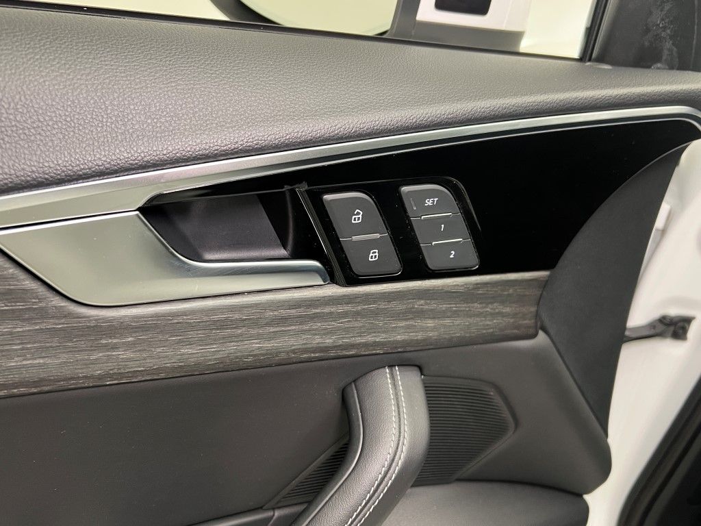 Thumbnail: 2023 Audi A4 - 28