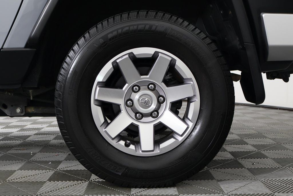 Thumbnail: 2014 Toyota FJ Cruiser - 16