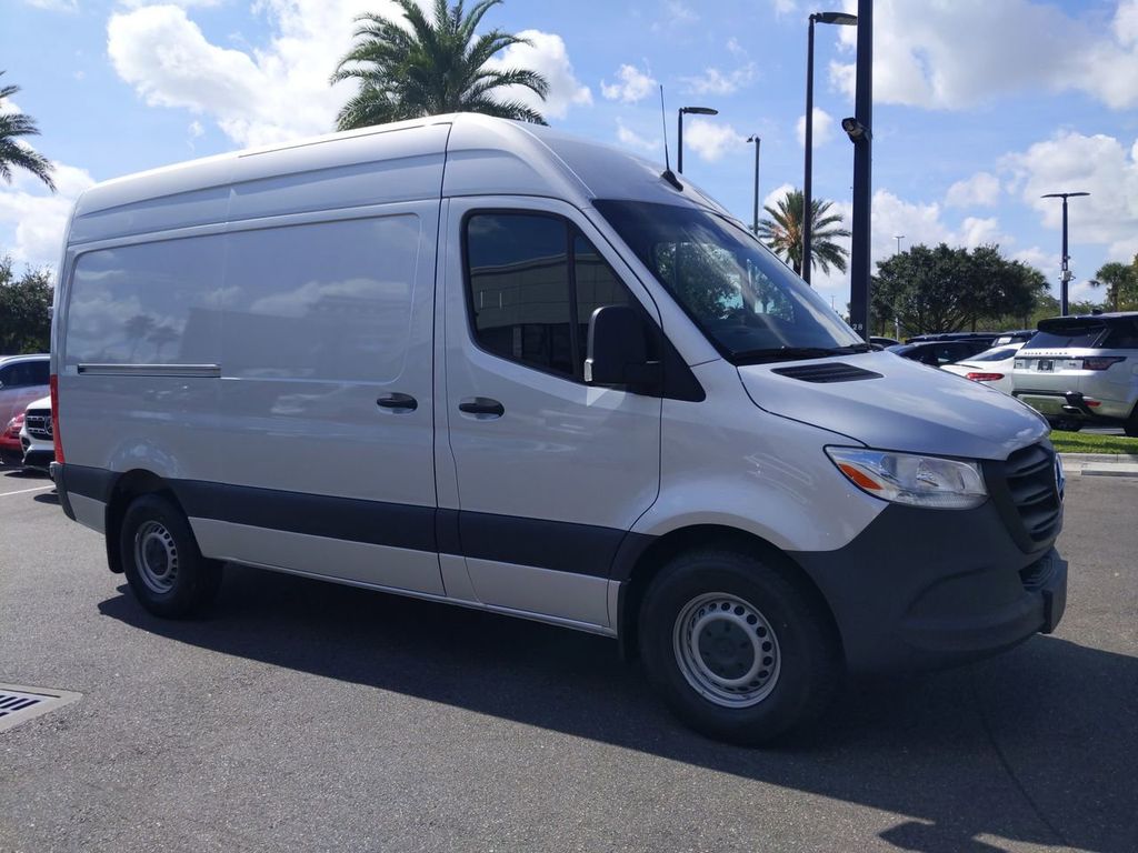 2021 Mercedes-Benz Sprinter Cargo 2500 144 V6 RWD