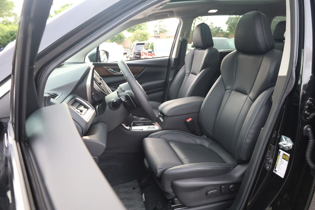 used 2025 Subaru Ascent car, priced at $45,520
