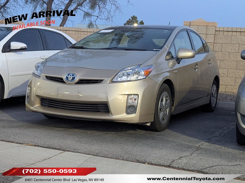 2010 Toyota Prius IV's photo