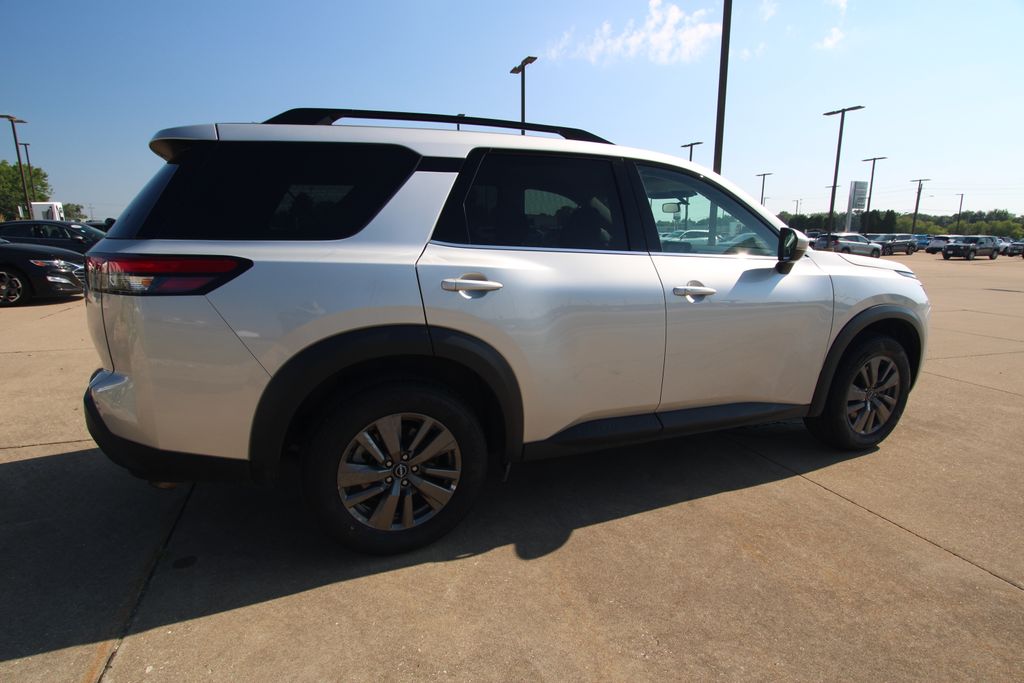 Used 2025 Nissan Pathfinder SUV