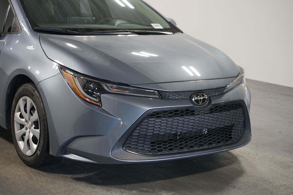 Thumbnail: 2021 Toyota Corolla - 4