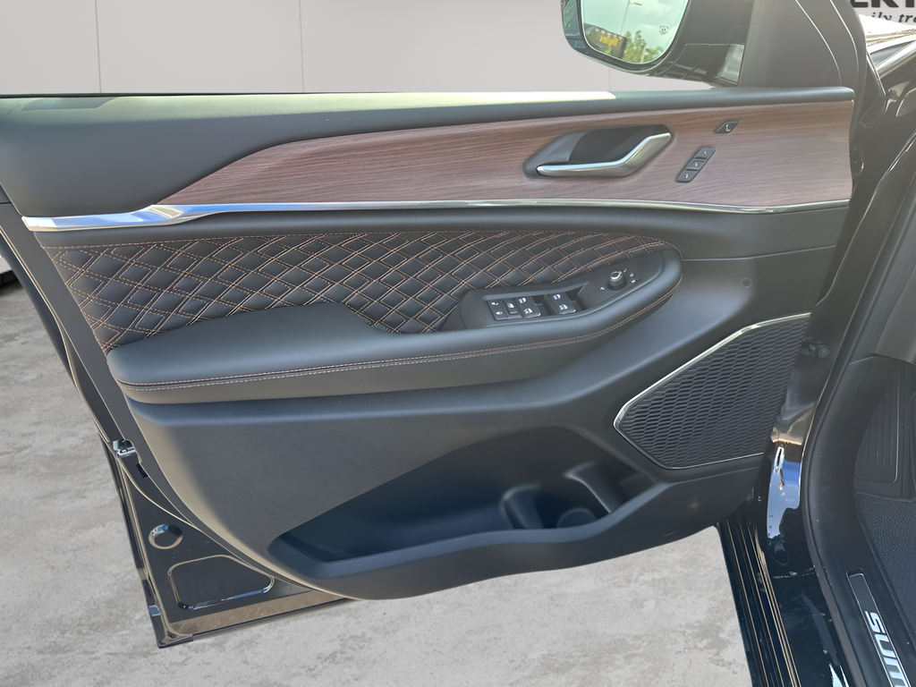 New Car 2025 Jeep Grand Cherokee  Summit For Sale Under $70,000 In Austin, Texas