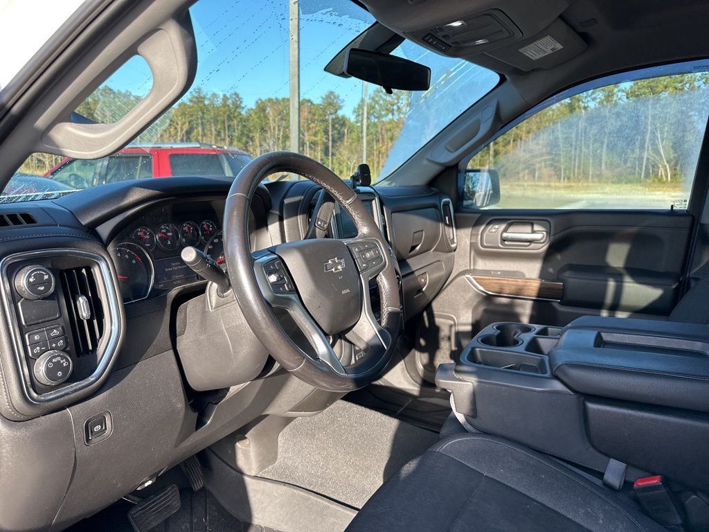 2019 Chevrolet Silverado 1500 RST 11