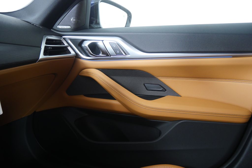 Thumbnail: 2026 BMW i4 - 25