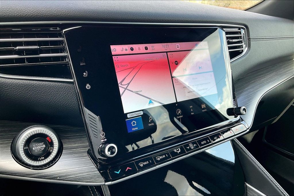 Used 2024 Jeep Wagoneer Series II 4D Sport Utility