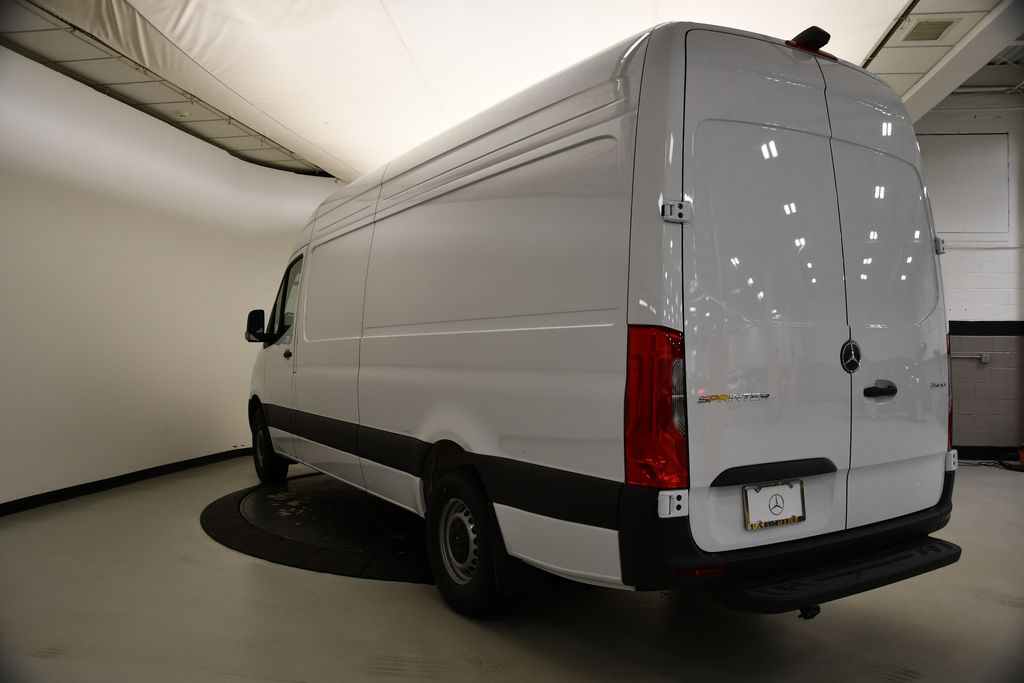 2025 Mercedes-Benz Sprinter 2500 4