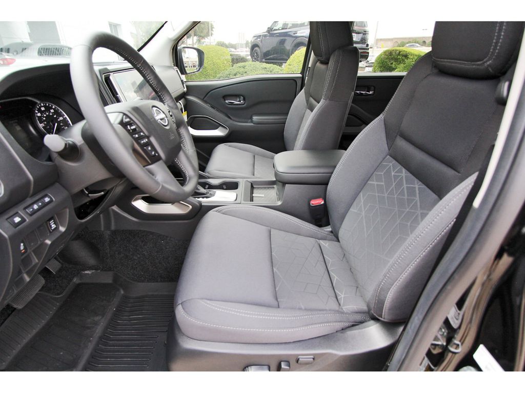 2026 Nissan Frontier SV - 5