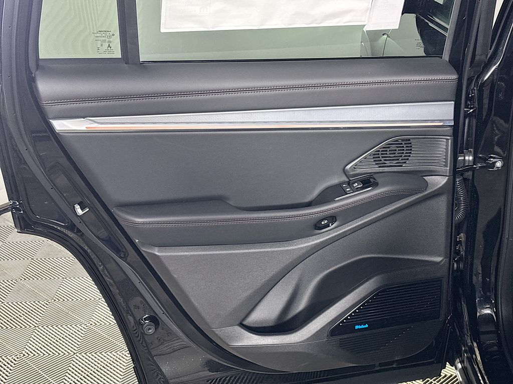 2025 Jeep Wagoneer S Launch Edition