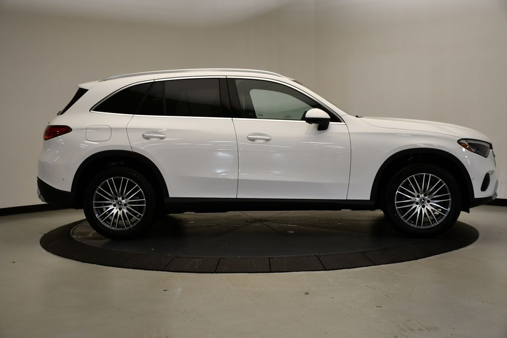 Thumbnail: 2026 Mercedes-Benz GLC - 6