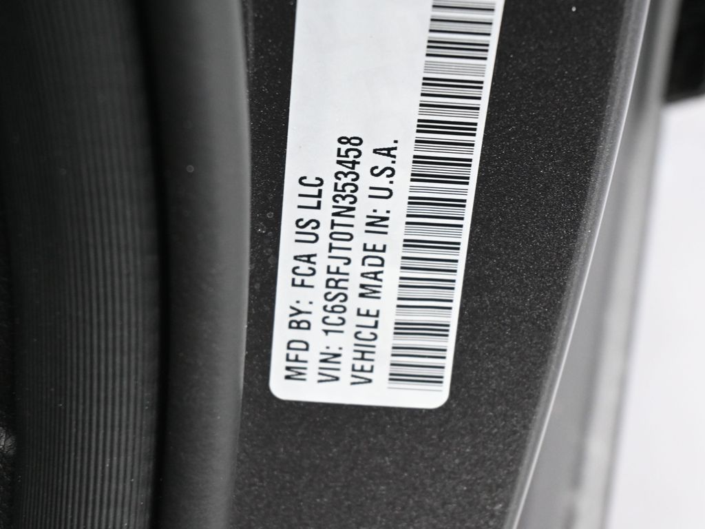 New 2026 Granite Crystal Metallic Clearcoat Ram Laramie image 18