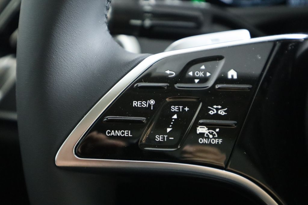 2025 Mercedes-Benz E-Class E 350 12