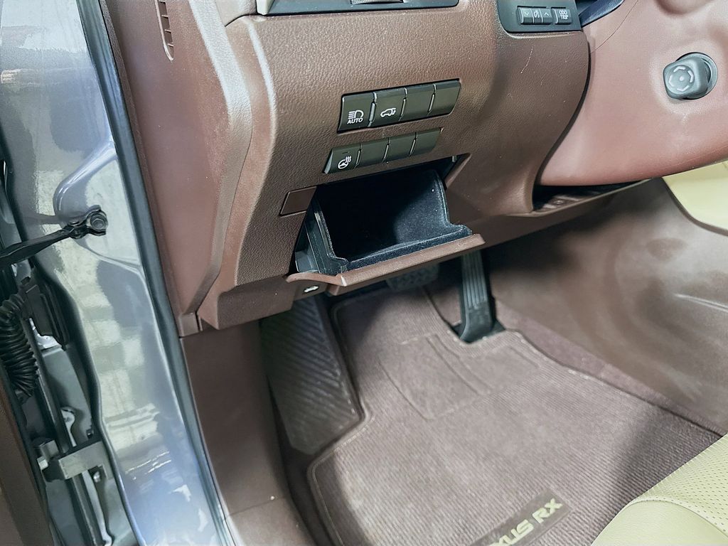 Thumbnail: 2018 Lexus RX - 10