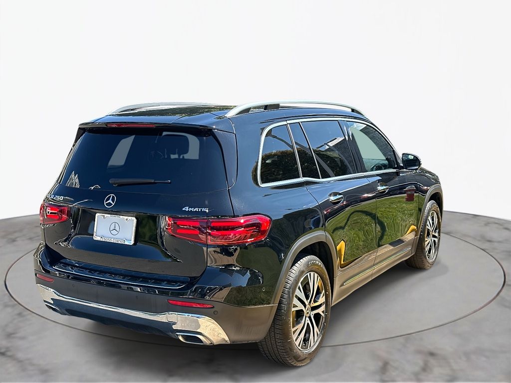 Thumbnail: 2024 Mercedes-Benz GLB - 7