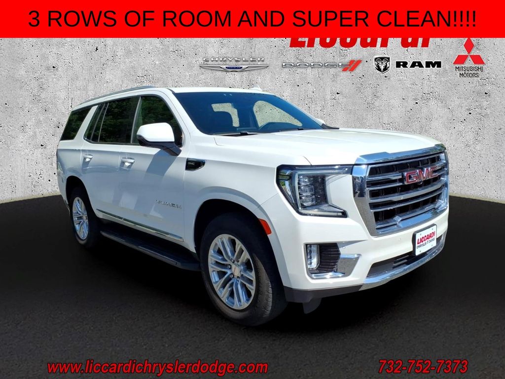 White Frost Tricoat 2024 GMC Yukon SUV / Crossover Four-Wheel Drive