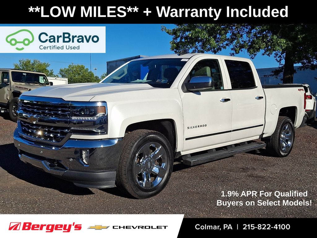 White (Iridescent Pearl Tricoat) 2018 Chevrolet Silverado 1500 Pickup Truck Four-Wheel Drive 8-Speed Automatic