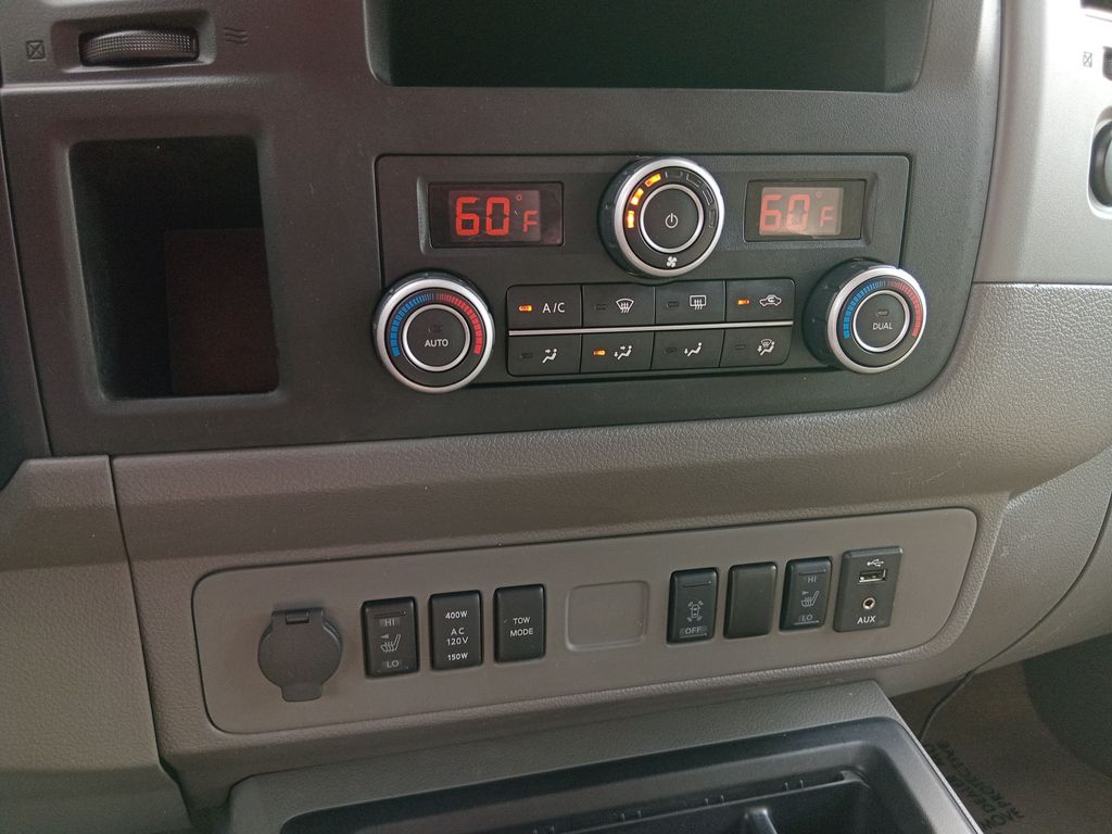 2018 Nissan NV Passenger NV3500 HD SL V8