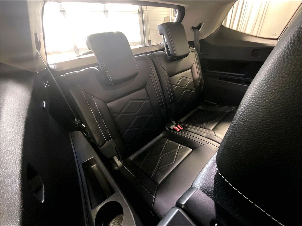 2024 Volkswagen Atlas — photo 17