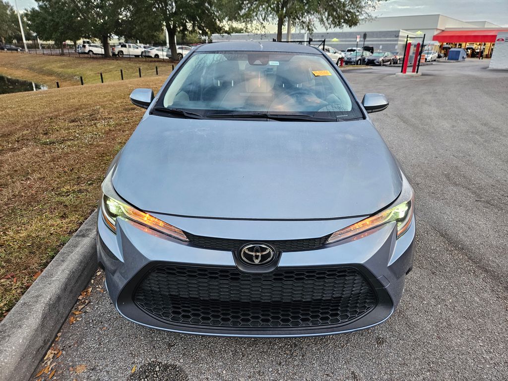 2022 Toyota Corolla LE 8