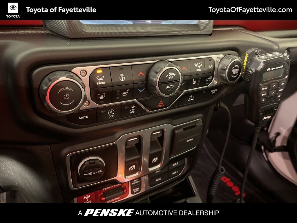 Thumbnail: 2023 Jeep Wrangler - 28