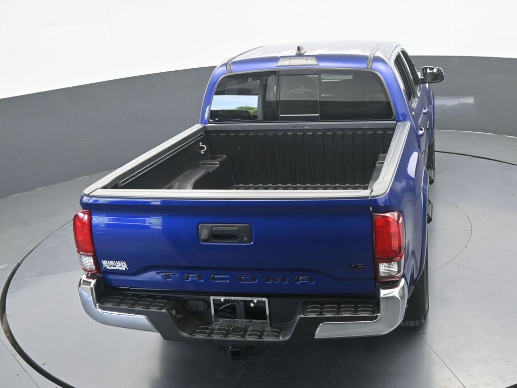 Used 2022 Blue Toyota SR5 image 45