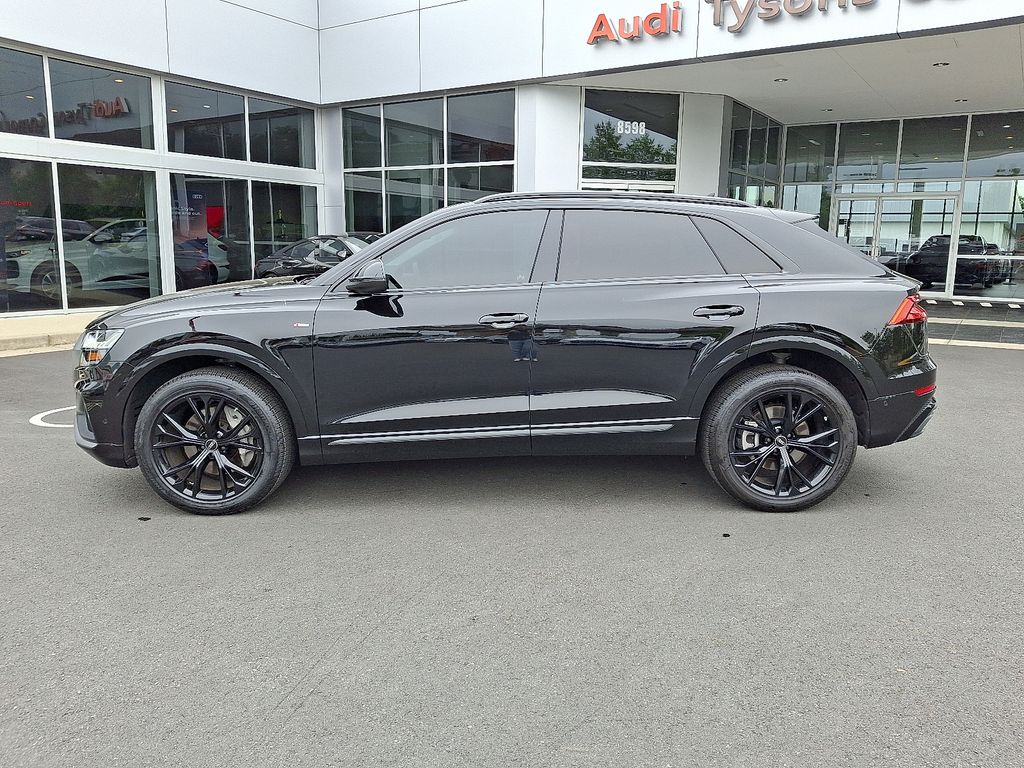 2023 Audi Q8 Premium Plus 7