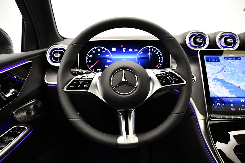 2025 Mercedes-Benz GLC 350 23