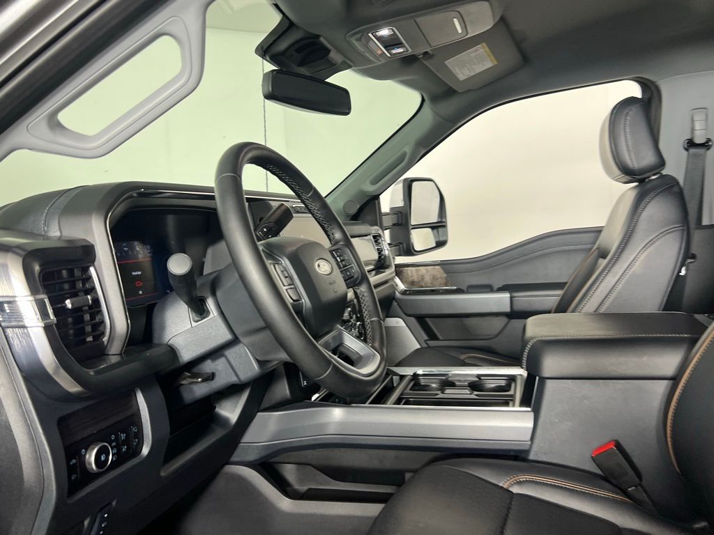 Used 2025 Gray Ford Lariat image 20