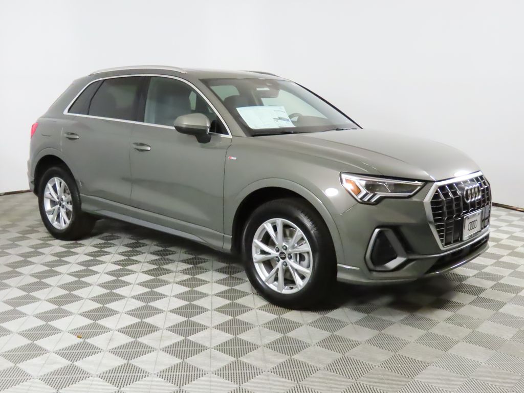 Thumbnail: 2025 Audi Q3 - 7