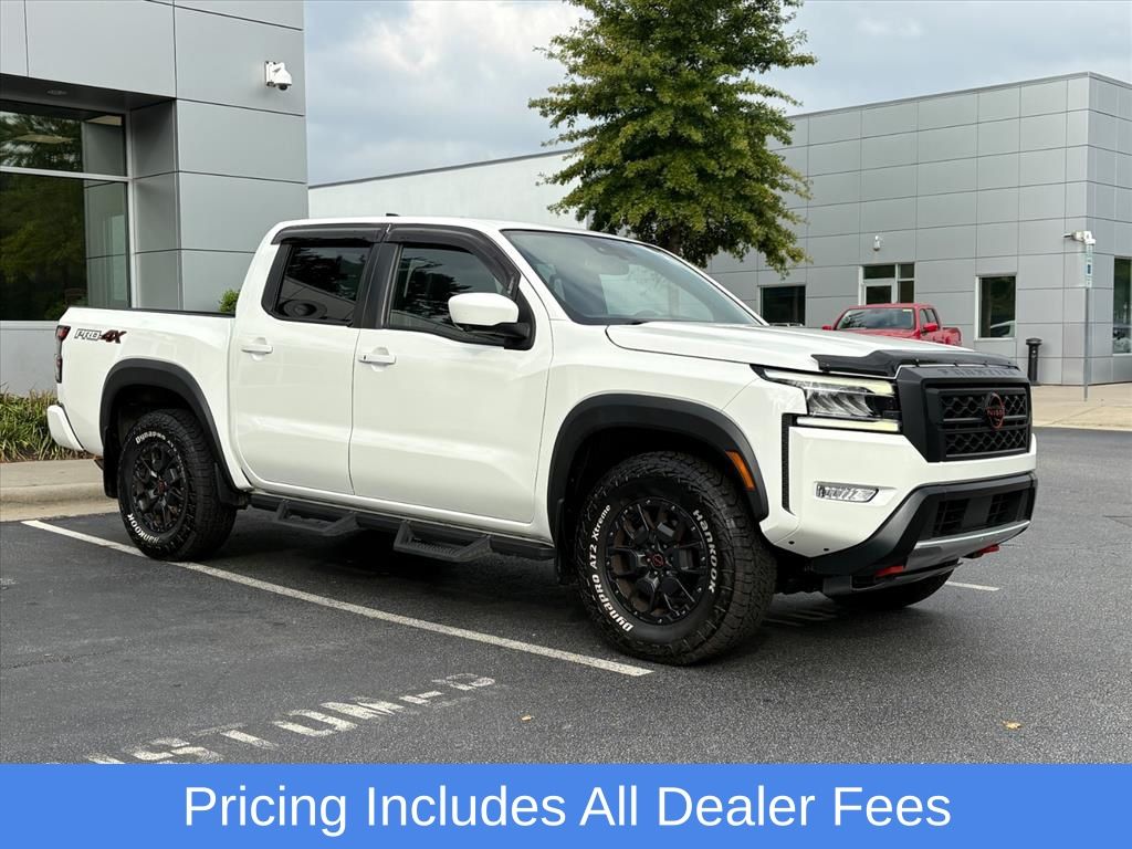 2022 Nissan Frontier PRO-4X Crew Cab 4WD