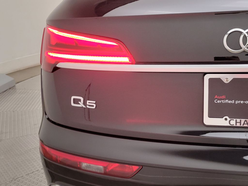 Thumbnail: 2023 Audi Q5 - 9