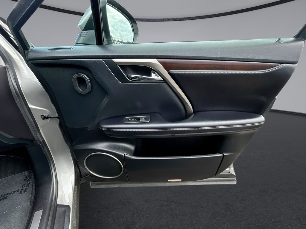 Thumbnail: 2021 Lexus RX - 27