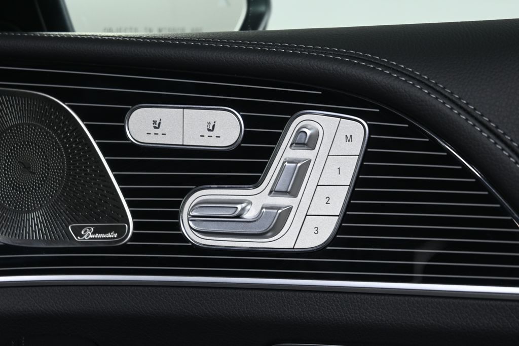 Thumbnail: 2026 Mercedes-Benz GLE - 23