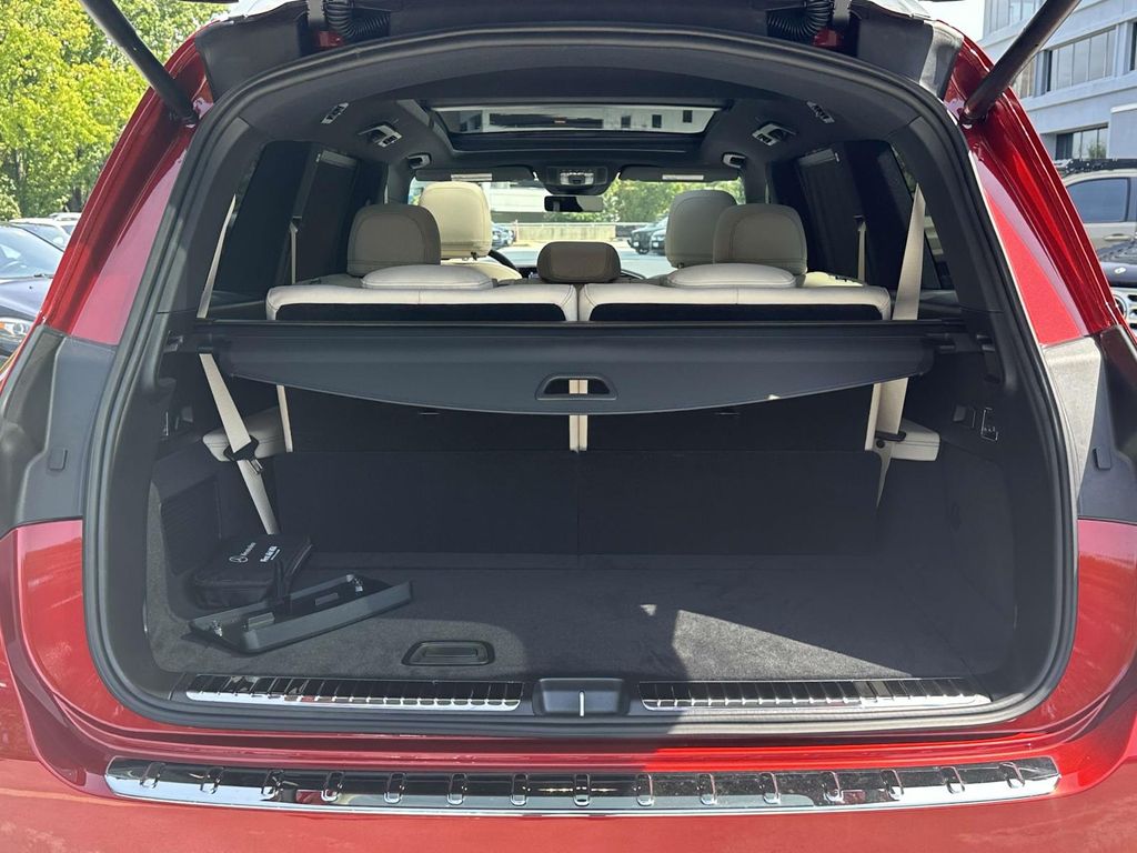 Thumbnail: 2025 Mercedes-Benz GLS - 16