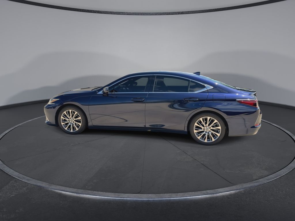 Thumbnail: 2020 Lexus ES - 6