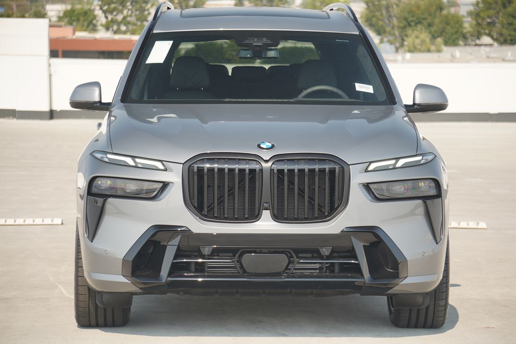 Thumbnail: 2026 BMW X7 - 2