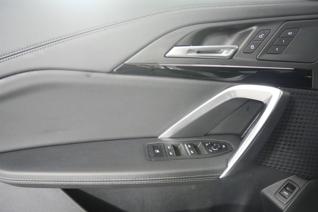 Thumbnail: 2024 BMW X1 - 8