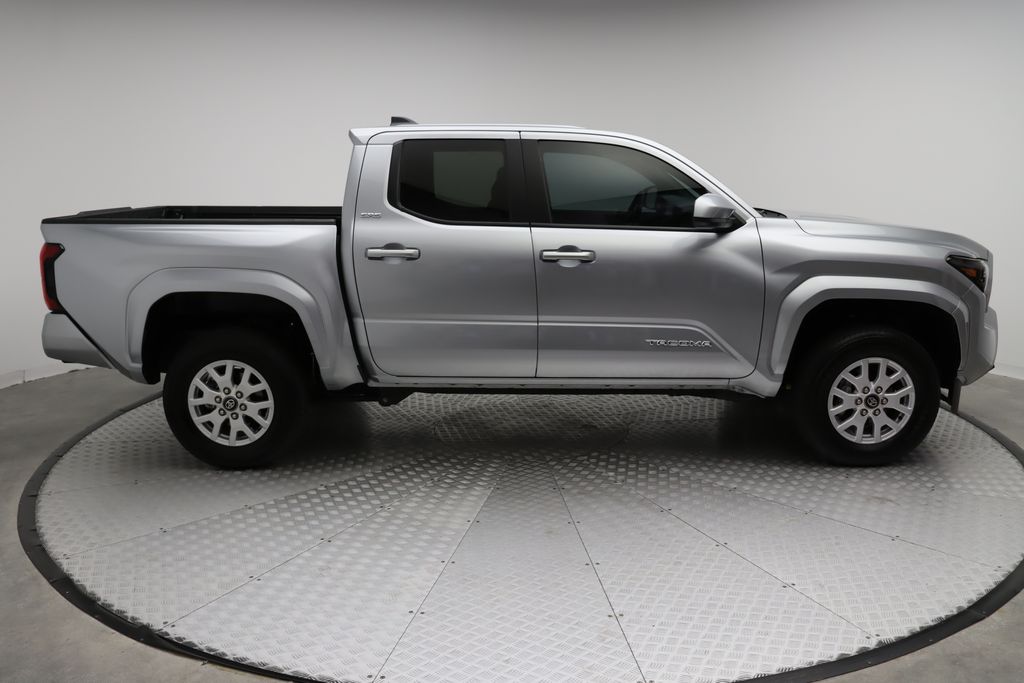 2024 Toyota Tacoma SR5 7