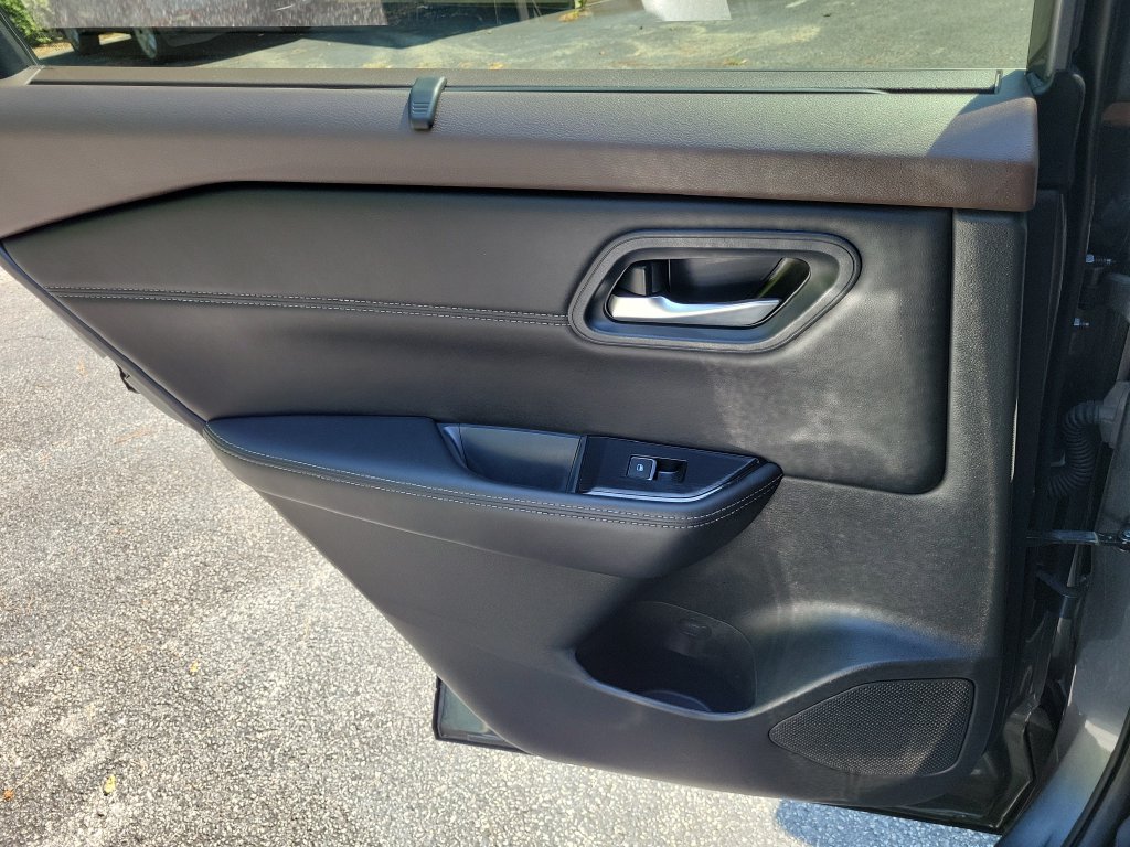 Used 2023 Nissan Rogue SUV