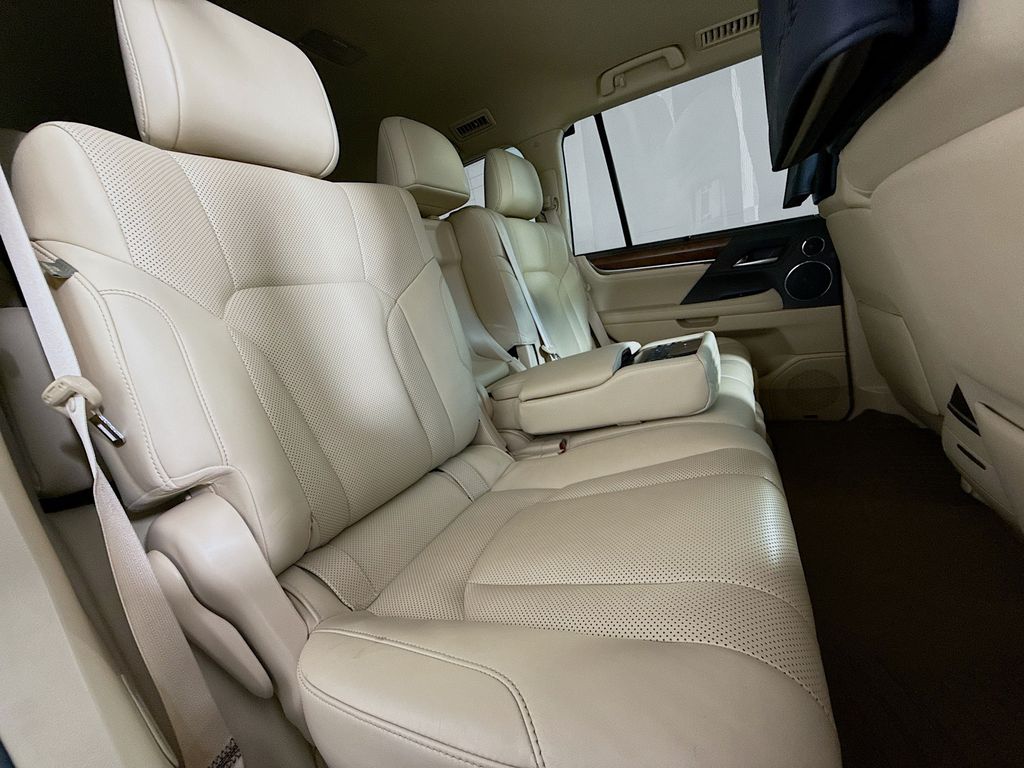 Thumbnail: 2017 Lexus LX - 27