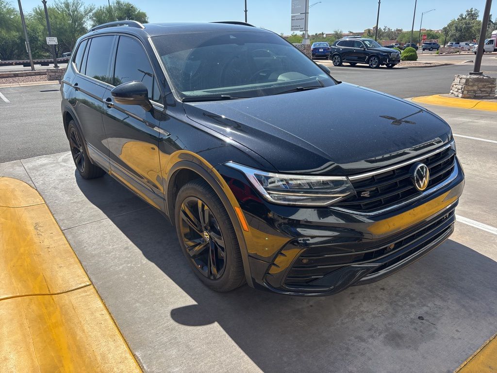 2023 Volkswagen Tiguan SE R-Line Black 2