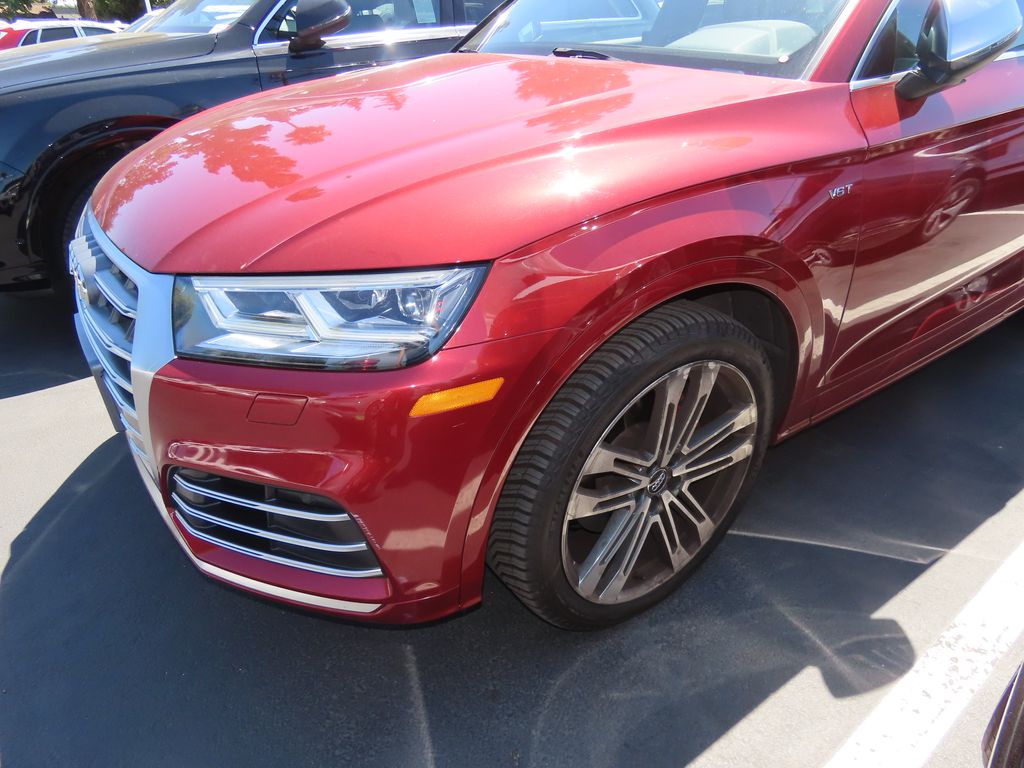 Thumbnail: 2018 Audi SQ5 - 2