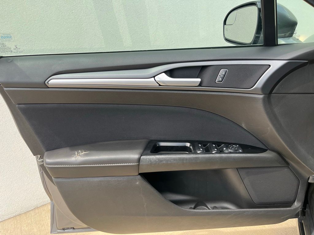 Used Car 2014 Ford Fusion  Se For Sale Under $10,000 In Georgetown, Texas