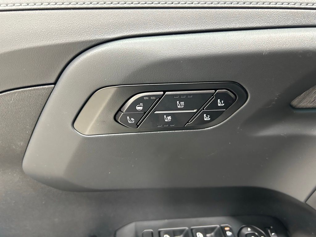 new 2027 Kia Telluride Hybrid car, priced at $60,175