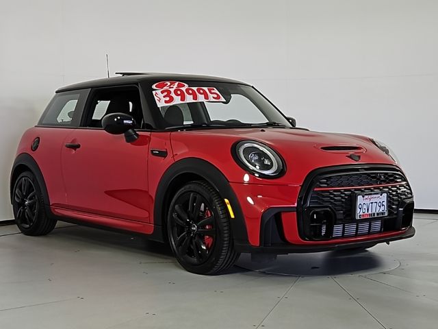 2024 MINI John Cooper Works  4