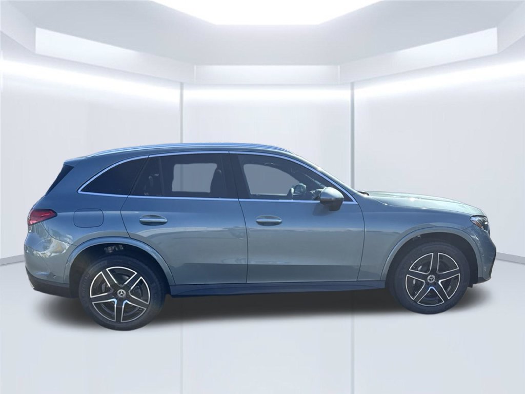 Thumbnail: 2026 Mercedes-Benz GLC - 6