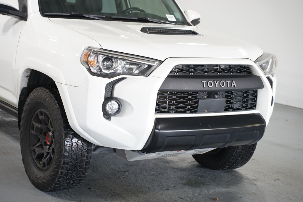 Thumbnail: 2023 Toyota 4Runner - 4