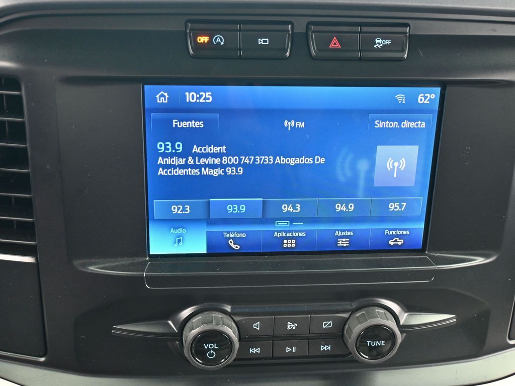 Used 2023 Oxford White Ford XLT image 24